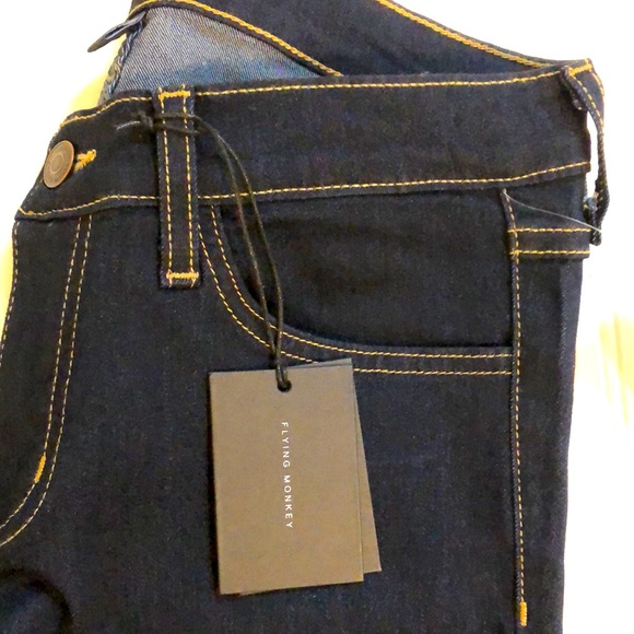 Flying Monkey Skinny Jeans: Host Pick 7/2/2024 - Picture 3 of 9